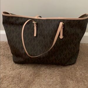 Michael Kors purse